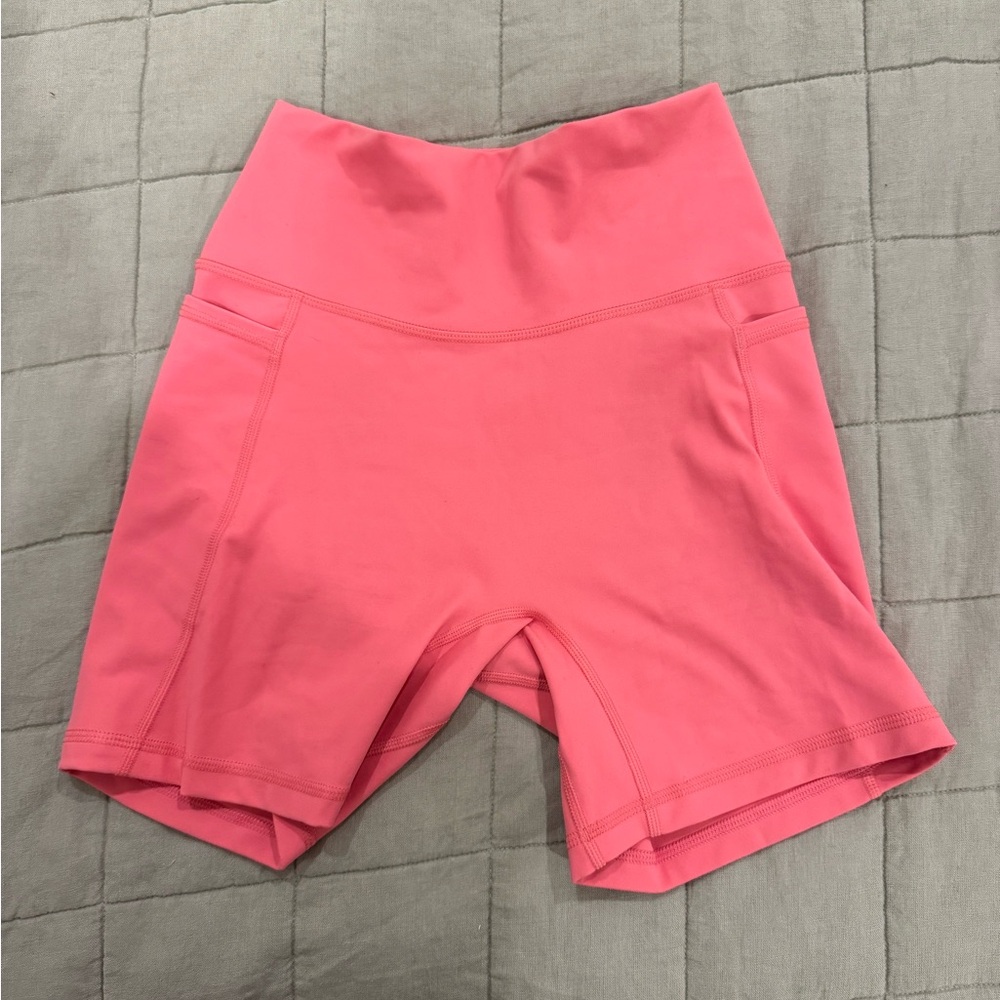 Fusion V-Contour Ultra High-Rise 6" Short Pockets